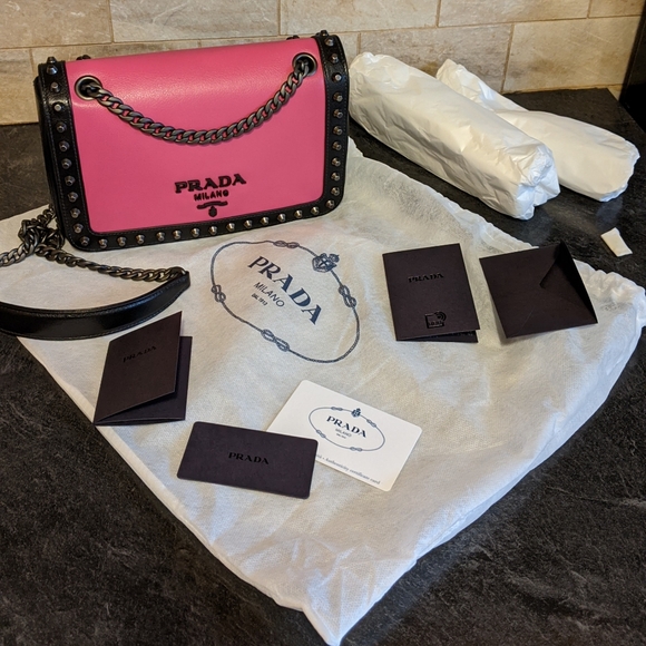 PRADA FUXIA-NERO CROSSBODY WOMEN'S BAG - Picture 11 of 16